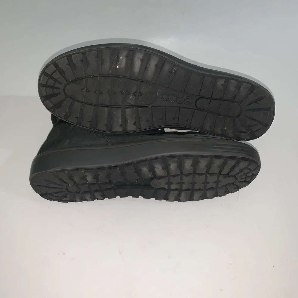 ECCO Boots Mens Size 11 Black Nubuck Combat Ankle Lace Up Casual Shoes
